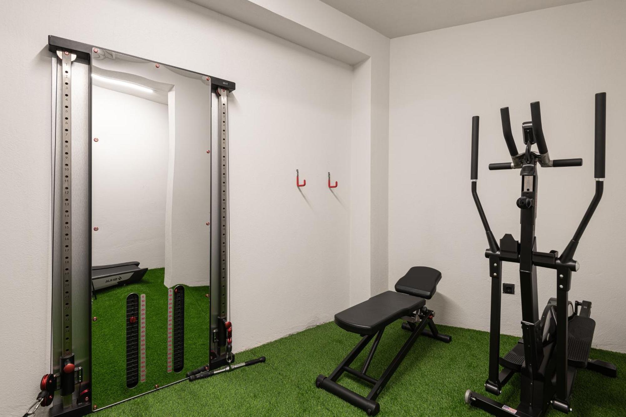Unedo All Seasons Boutique Hotel Palaios Panteleimonas Dış mekan fotoğraf