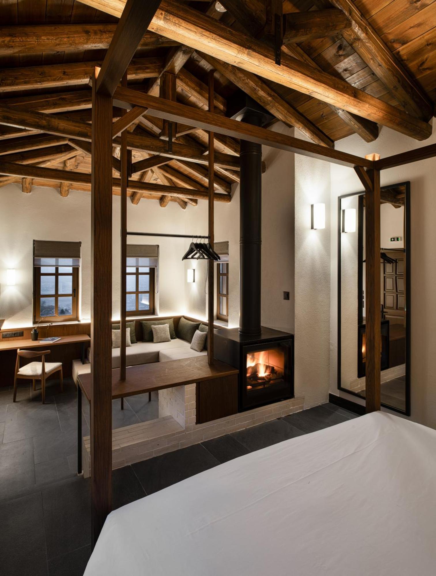Unedo All Seasons Boutique Hotel Palaios Panteleimonas Dış mekan fotoğraf