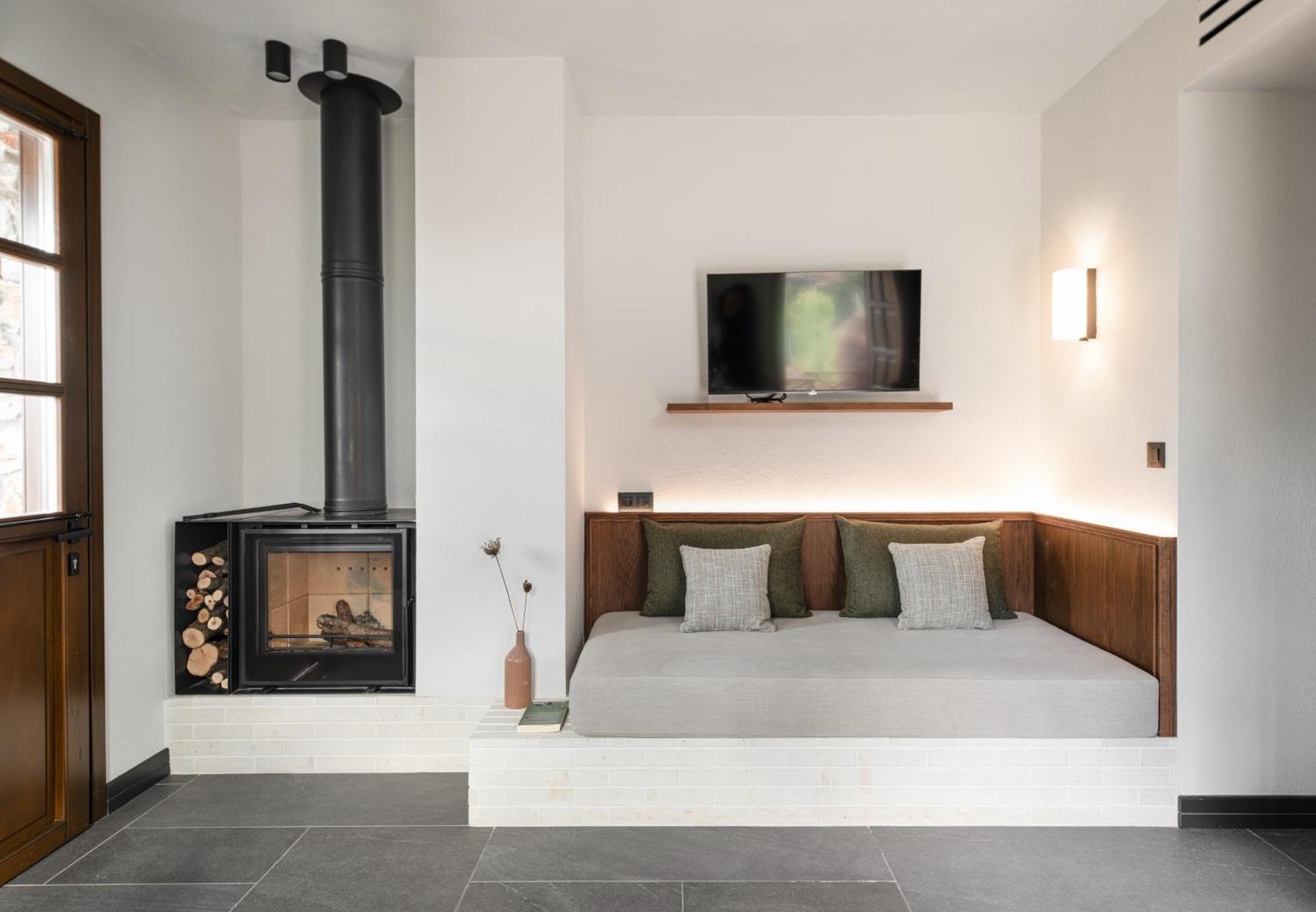 Unedo All Seasons Boutique Hotel Palaios Panteleimonas Dış mekan fotoğraf