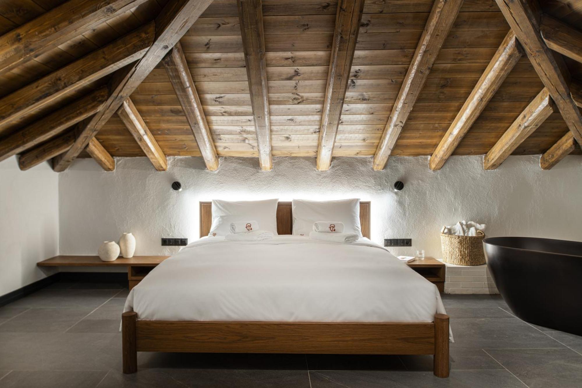 Unedo All Seasons Boutique Hotel Palaios Panteleimonas Dış mekan fotoğraf