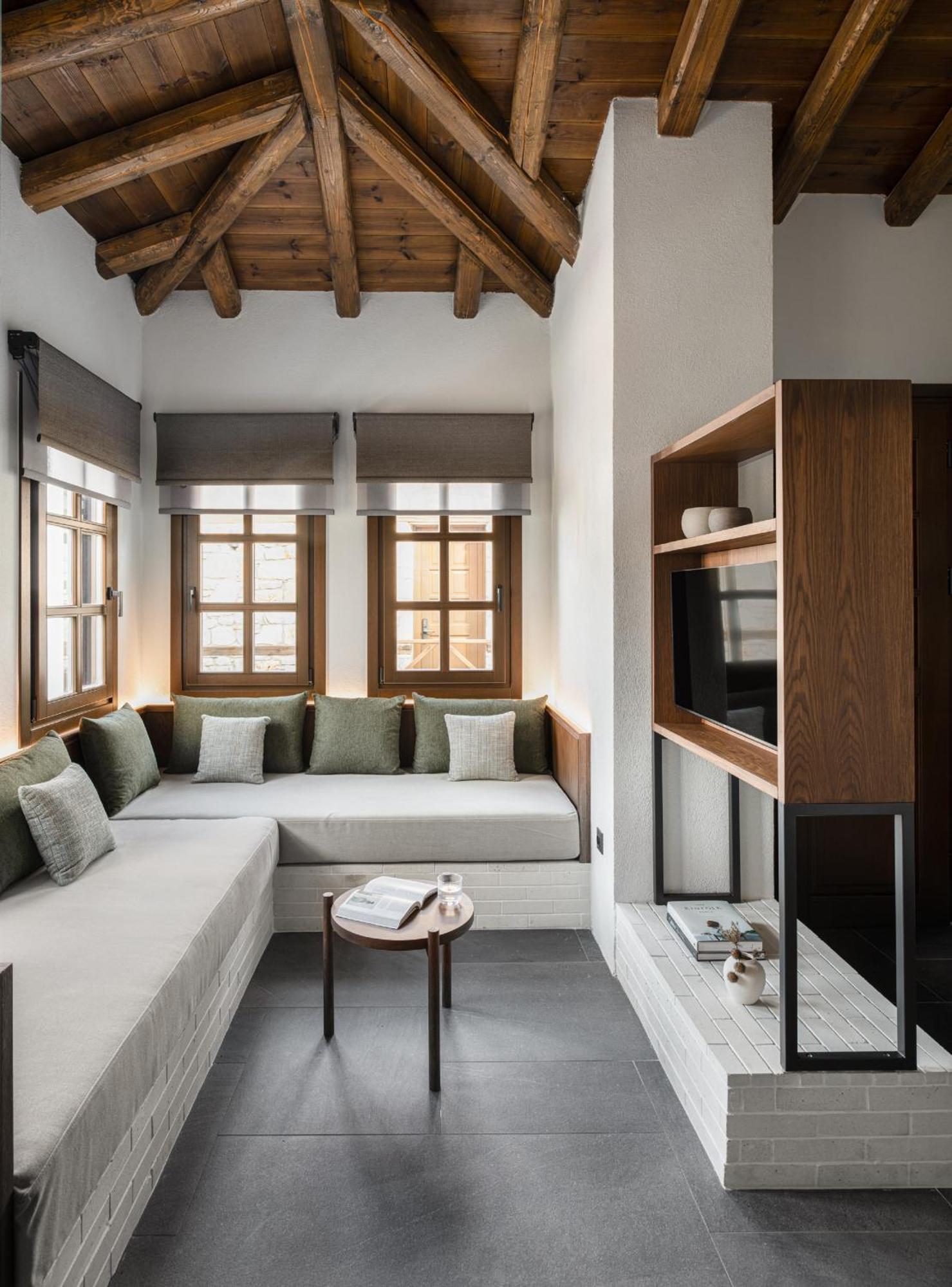 Unedo All Seasons Boutique Hotel Palaios Panteleimonas Dış mekan fotoğraf